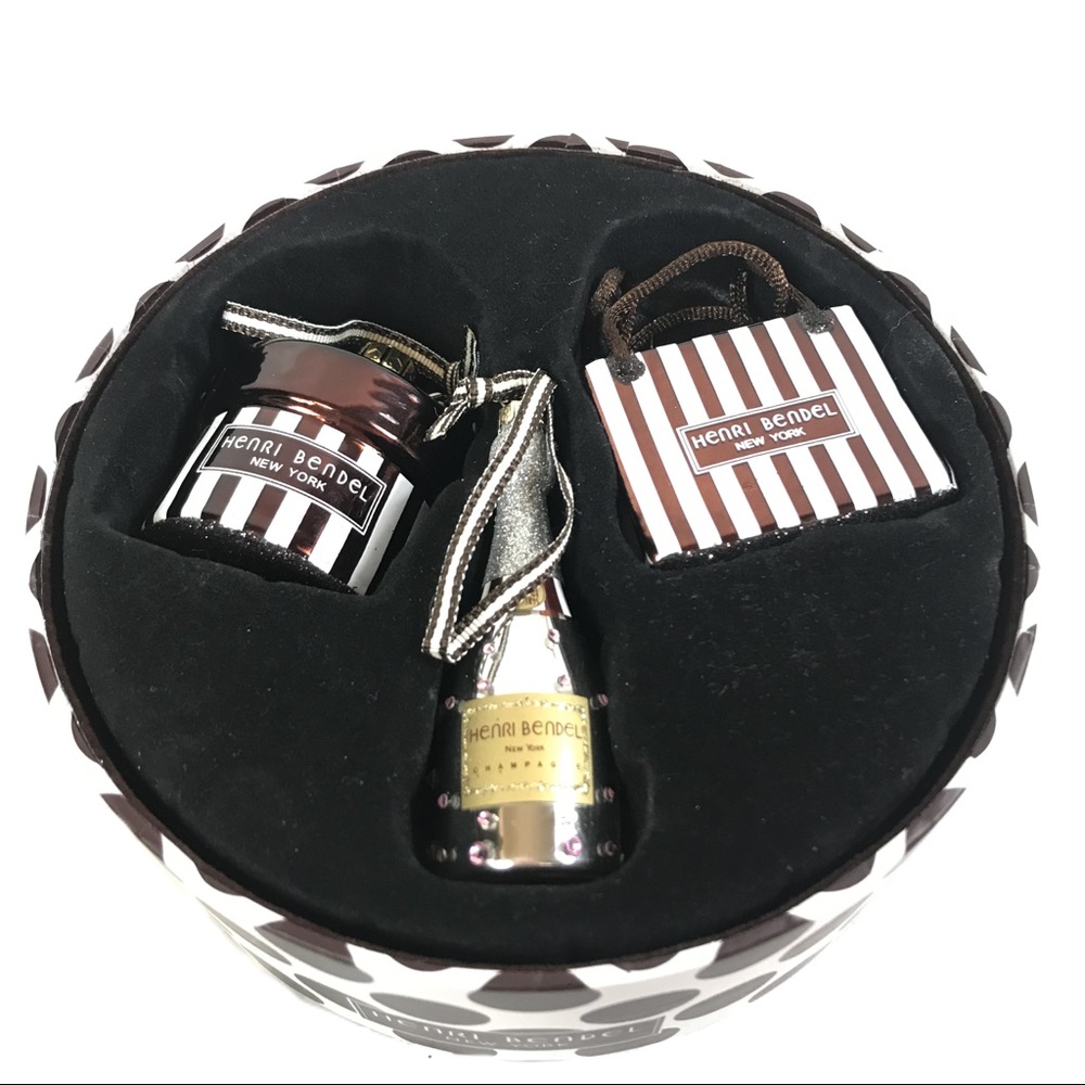 NWT Henri Bendel Ornament Set (3) in Hatbox